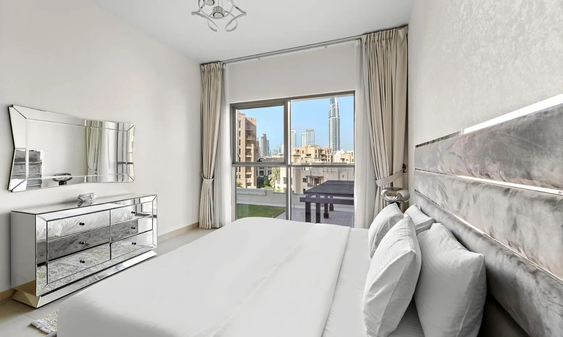 2Br Plus Maid Bellevue Tower 1, Burj Khalifa View Apartment Dubai