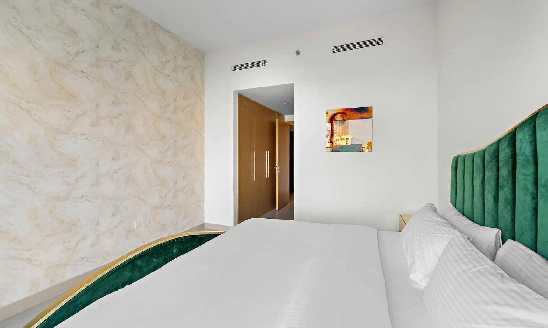 2Br Plus Maid Bellevue Tower 1, Burj Khalifa View Apartment Dubai
