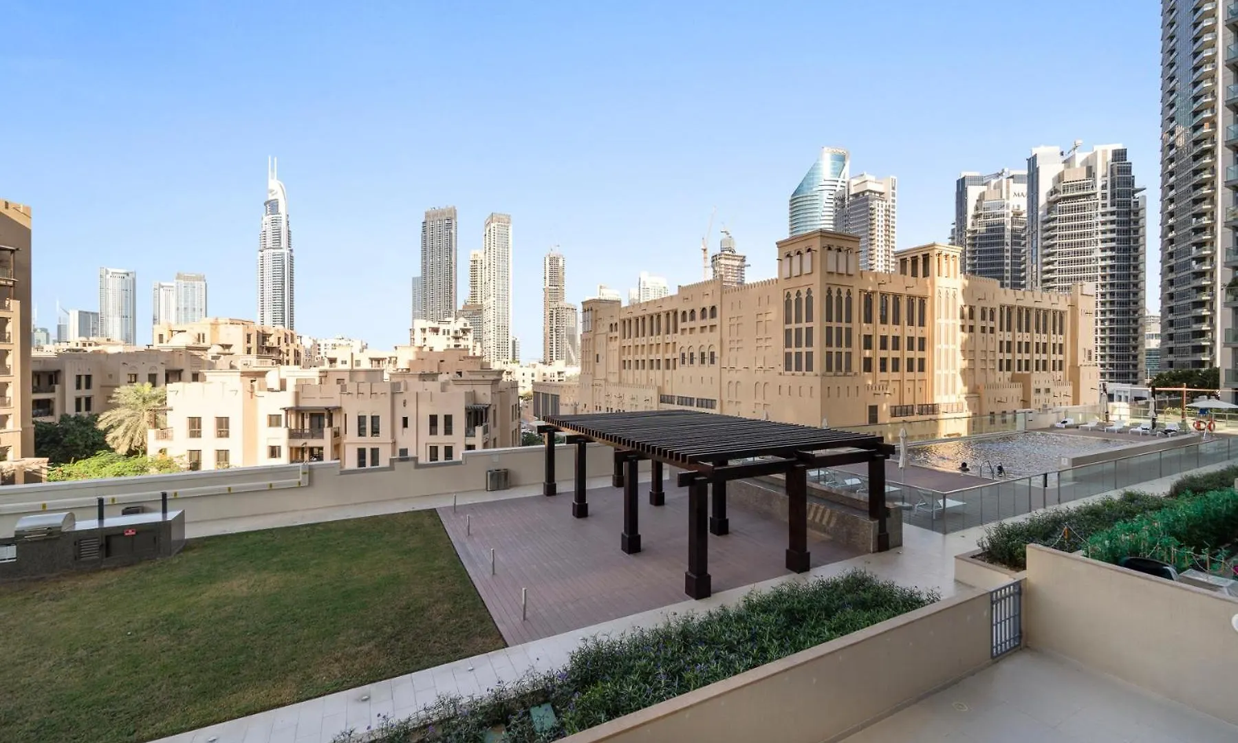 2Br Plus Maid Bellevue Tower 1, Burj Khalifa View Apartment Dubai United Arab Emirates