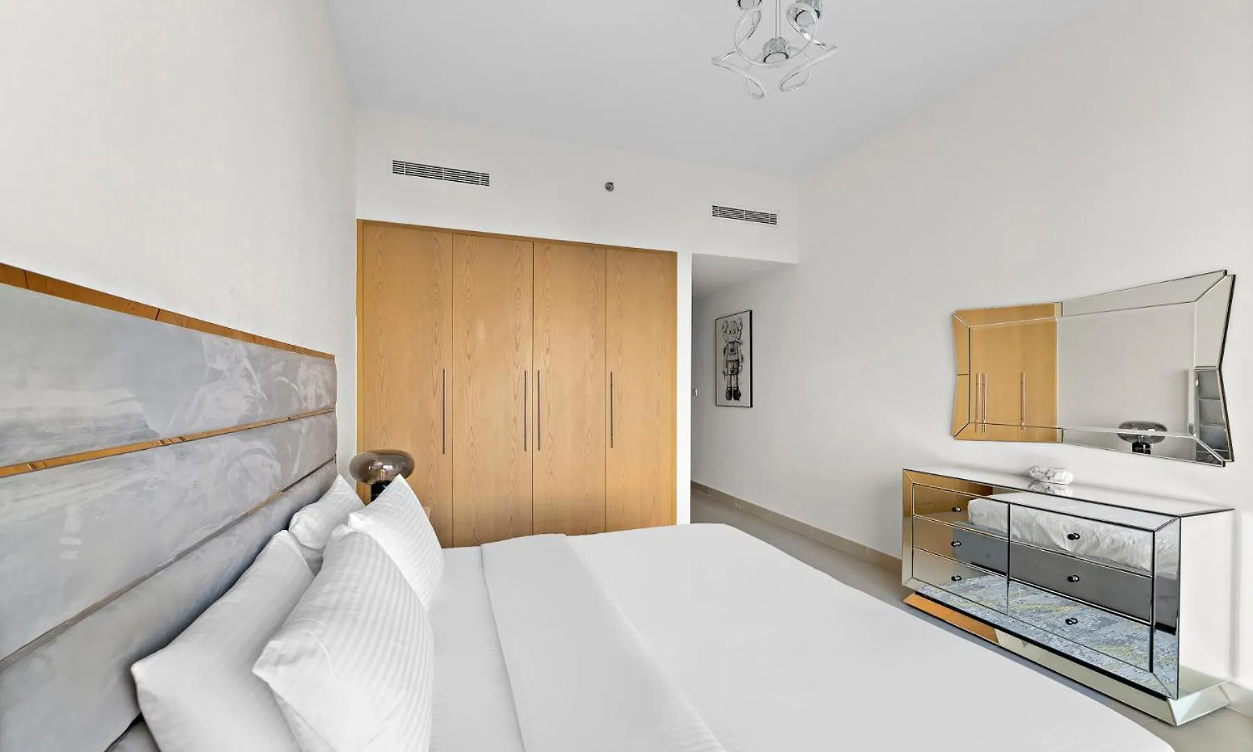 2Br Plus Maid Bellevue Tower 1, Burj Khalifa View Apartment Dubai